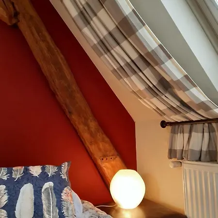 Ferme De La Blanche Fontaine Apartmán