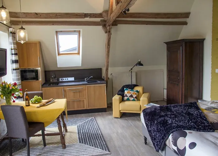 Ferme De La Blanche Fontaine Διαμέρισμα *